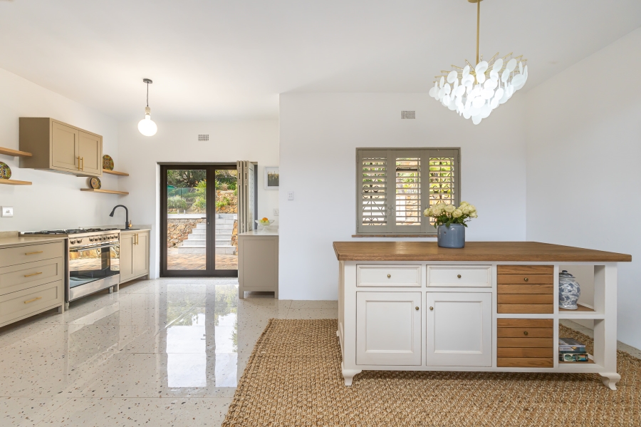 To Let 3 Bedroom Property for Rent in Camps Bay Western Cape